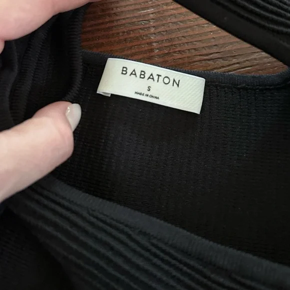NWOT Aritzia Babaton sculpt knit tank - Picture 3 of 4
